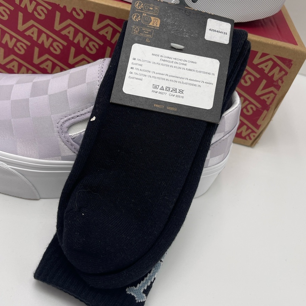 Vans Road Stop Crew Socks (1 pair)

Style VN000NCHBLK - Picture 9 of 16